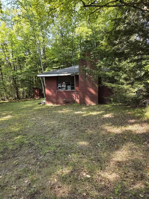 w7793 Bergeson Lane, Amberg, WI 54102