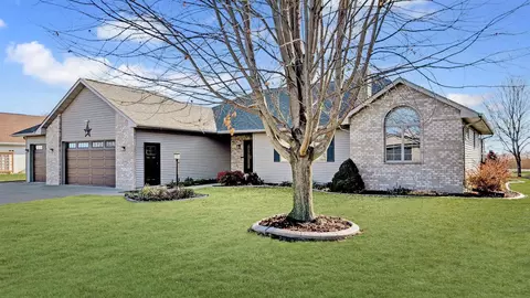 w5935 Daffodil Drive, Appleton, WI 54915