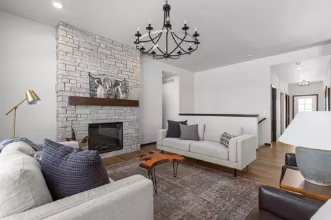 Living - 3710 E Callalilly Ln, Appleton, WI 54913 photo 2 of 2