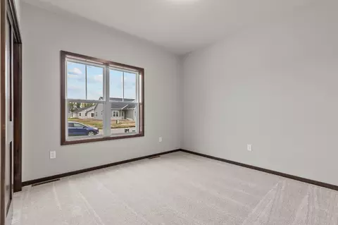 Bedroom - 3710 E Callalilly Ln, Appleton, WI 54913 photo 2 of 3