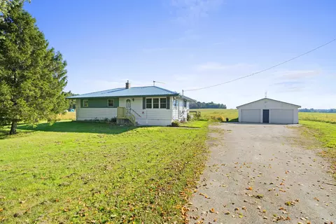 6403 Menchalville Rd, Reedsville, WI 54230
