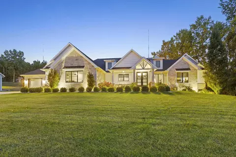 1634 Trinity Ridge Cir, De Pere, WI 54115
