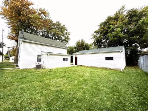 Exterior - 1734 N Mason St, Appleton, WI 54914 photo 2 of 3