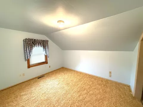 Bedroom - 1734 N Mason St, Appleton, WI 54914 photo 6 of 7