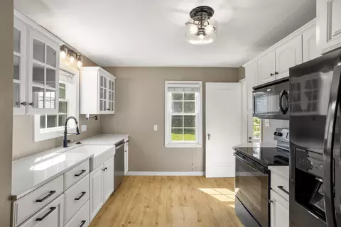 Kitchen - 1429 Lorain Ct, Appleton, WI 54914 photo 1 of 3