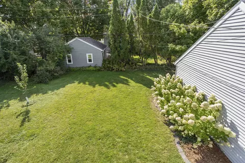 Exterior - 1429 Lorain Ct, Appleton, WI 54914 photo 2 of 6
