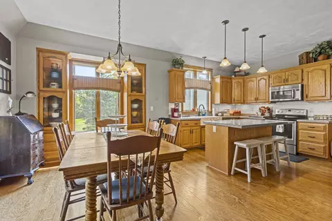 Kitchen - n350 Candlelite Way, Appleton, WI 54915 photo 1 of 9