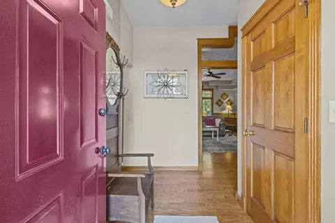 Entry Way - n350 Candlelite Way, Appleton, WI 54915 photo 1 of 8