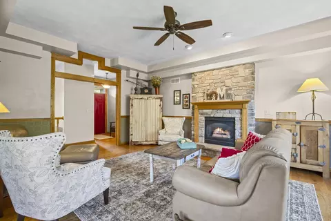 Living - n350 Candlelite Way, Appleton, WI 54915 photo 3 of 10