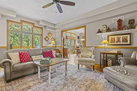 Living - n350 Candlelite Way, Appleton, WI 54915 photo 6 of 10