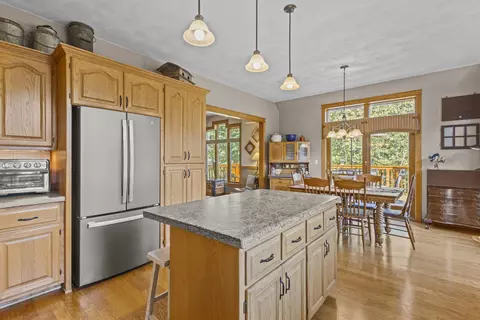 Kitchen - n350 Candlelite Way, Appleton, WI 54915 photo 5 of 9