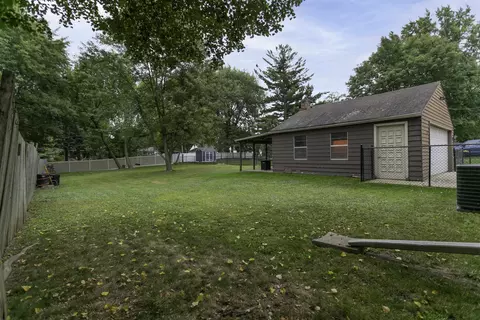 Exterior - 1830 S Kernan Ave, Appleton, WI 54915 photo 3 of 7
