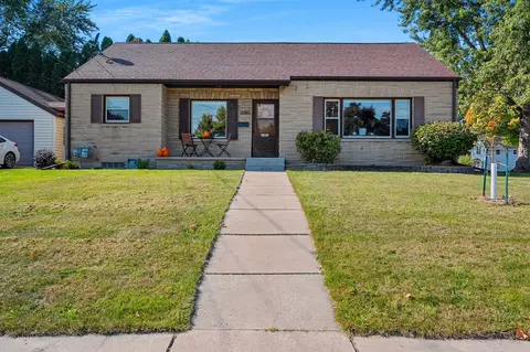 1401 Main Ave, Kaukauna, WI 54130