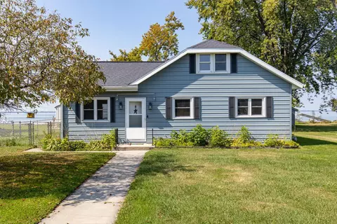 n8648 Linden Beach Road, Fond Du Lac, WI 54937