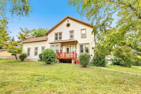 634 Grant St, De Pere, WI 54115