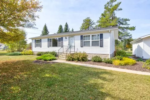 1413 Fj St, Crivitz, WI 54114