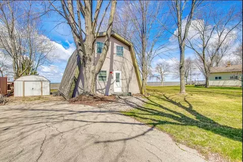n9643 Bay Shore Lane, Luxemburg, WI 54217