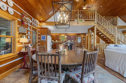 Dining - n8234 Oak Lane, Crivitz, WI 54114 photo 2 of 3