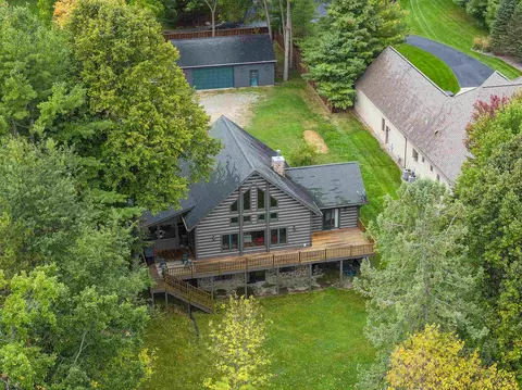View/Area - n8234 Oak Lane, Crivitz, WI 54114 photo 5 of 17