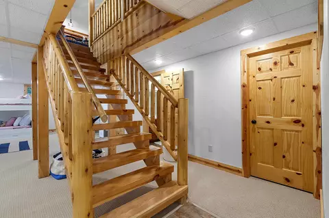 Entry Way - n8234 Oak Lane, Crivitz, WI 54114 photo 3 of 4