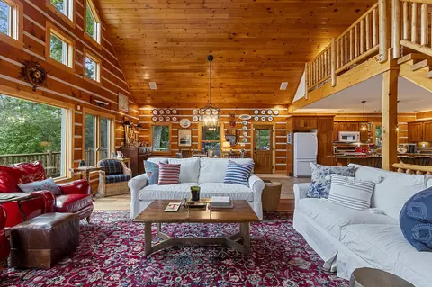 Living - n8234 Oak Lane, Crivitz, WI 54114 photo 6 of 9