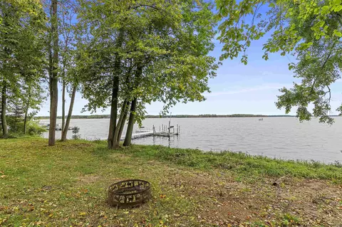 View/Area - n8234 Oak Lane, Crivitz, WI 54114 photo 4 of 17