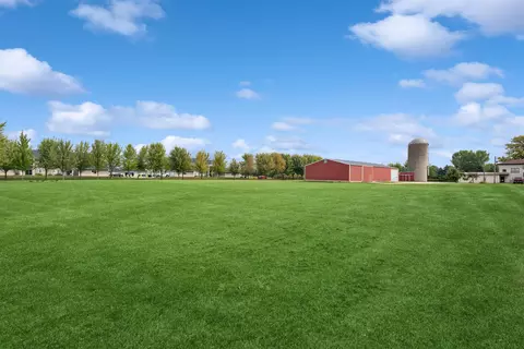 Exterior - w6102 Manitowoc Road, Appleton, WI 54915 photo 5 of 6