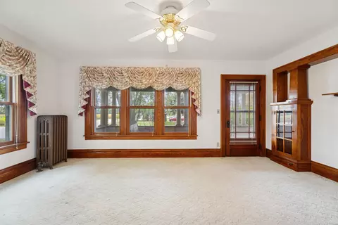 Living - w6102 Manitowoc Road, Appleton, WI 54915 photo 1 of 3