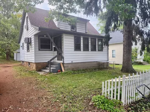 456 W Karner St, Stevens Point, WI 54481