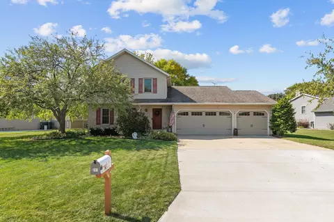 n241 Woodstock Lane, Appleton, WI 54915