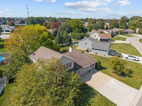 View/Area - n241 Woodstock Lane, Appleton, WI 54915 photo 4 of 5