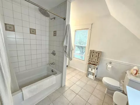 Bath - 375 E Iola St, Iola, WI 54945 photo 3 of 4