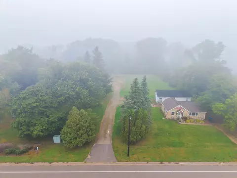 View/Area - 944 W Elsner Rd, Appleton, WI 54913 photo 4 of 4