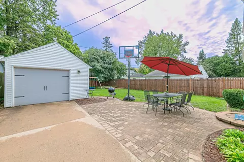Exterior - 1719 W Reeve St, Appleton, WI 54914 photo 2 of 4