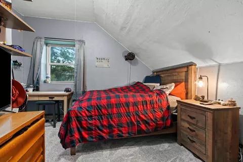 Bedroom - w5801 County Road O, Appleton, WI 54913 photo 4 of 7