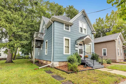 Exterior - 1014 N Oneida St, Appleton, WI 54911 photo 2 of 5
