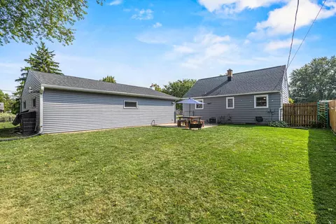 Exterior - 706 E Wilson Ave, Appleton, WI 54915 photo 3 of 3