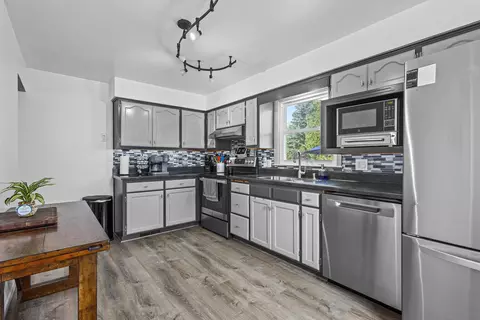 Kitchen - 706 E Wilson Ave, Appleton, WI 54915 photo 2 of 2