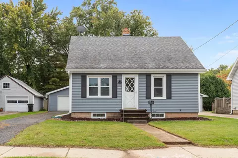 1001 W Bell Ave, Appleton, WI 54914