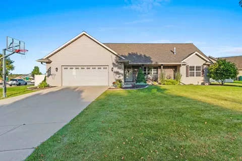280 Hidden Creek Trl, Green Bay, WI 54303