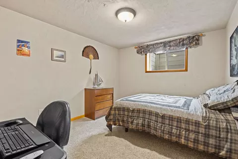 Bedroom - w5318 Amy Avenue, Appleton, WI 54915 photo 5 of 8
