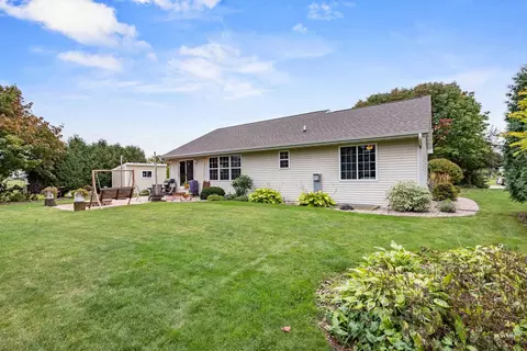 Exterior - w5318 Amy Avenue, Appleton, WI 54915 photo 10 of 26