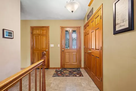 Entry Way - w5318 Amy Avenue, Appleton, WI 54915 photo 2 of 7