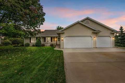 Exterior - w5318 Amy Avenue, Appleton, WI 54915 photo 23 of 26