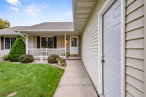 Exterior - w5318 Amy Avenue, Appleton, WI 54915 photo 3 of 26