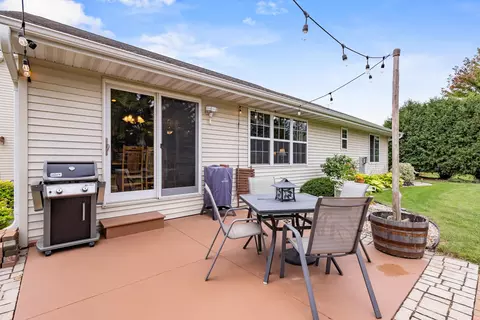 Exterior - w5318 Amy Avenue, Appleton, WI 54915 photo 17 of 26