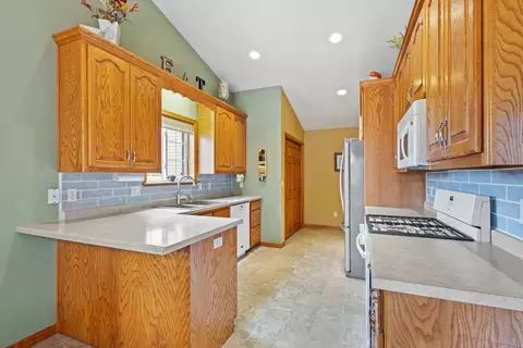 Kitchen - w5318 Amy Avenue, Appleton, WI 54915 photo 1 of 6