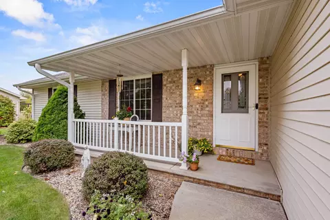 Exterior - w5318 Amy Avenue, Appleton, WI 54915 photo 4 of 26