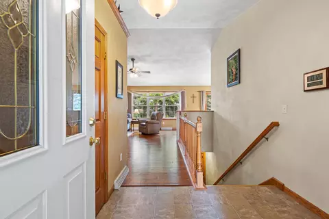 Entry Way - w5318 Amy Avenue, Appleton, WI 54915 photo 1 of 7