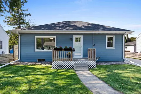 949 Higgins Ave, Neenah, WI 54956